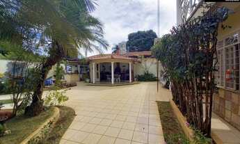 Imagem 4: Sobrado no Setor Bueno, Alto Padrão, 5 Suítes, Piscina, Lote com 805 m²