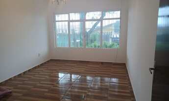 Imagem 2: Casa térrea 04 dormitórios sendo 02 com planejados, cozinha com armários e 02 vagas de gar