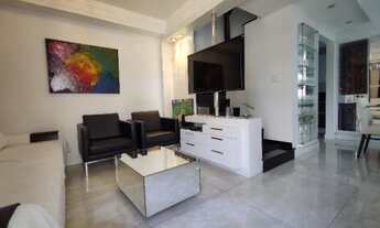 Imagem 2: Lindo sobrado em cond. com fino acabamento com 04 quartos próx. a Havan Xaxim