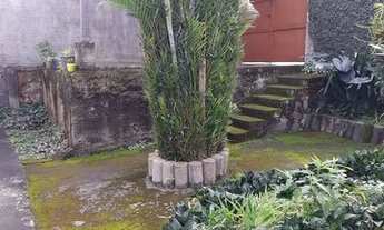 Imagem 5: Tanque, Casa de 3 Qtos com quintal de 500 metros quadrados