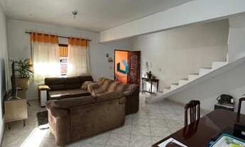 Imagem: Casa à venda no bairro Jardim Guapituba