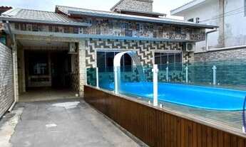 Imagem 1: Casa para venda tem 120 metros quadrados com 3 quartos em São Sebastião - Palhoça - SC