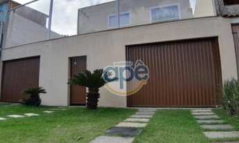 Imagem: Belíssima casa com 5 quartos 1 suíte