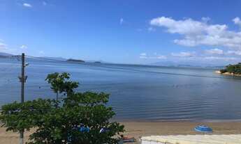 Imagem 5: Casa para venda com 200 metros quadrados com 4 quartos