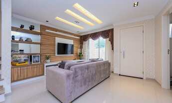 Imagem 2: Casa de condomínio sobrado para venda tem 221 metros quadrados com 3 quartos