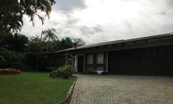 Imagem 2: CASA PLANA EM AMPLO TERRENO NO CORAÇÃO DO AMÉRICA - ÓTIMO POTENCIAL CONSTRUTIVO