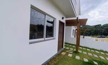 Imagem 4: Sobrado para venda com 75 metros quadrados com 2 quartos em Ambrósio - Garopaba - SC