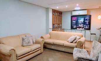 Imagem 5: Sobrado para venda possui 341 metros quadrados com 3 quartos em Setor Central - Goiânia