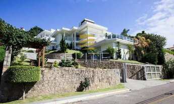 Imagem: Casa com 05 dormitórios sendo 04 suítes