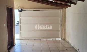 Imagem 2: Casa para aluguel, 2 quartos, 1 vaga, Daniel Fonseca - Uberlândia/MG