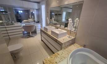 Imagem 7: Fantástico! Mansão com 253 Metros Mobiliado em Manaíra - R$ 1.400.000,00