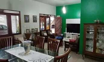 Imagem 6: Excelente casa no bairro Bessa com 185 m2, com 4 quartos, sendo 3 suítes. João Pessa/PB