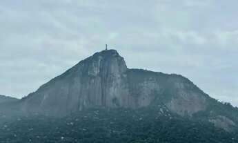 Imagem 2: Apartamento à venda com 3 quartos, 3 suítes, 4 vagas, 279 m² - Lagoa - Rio de Janeiro/RJ