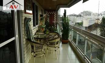 Imagem 3: Paula Barros 321 Frente, cinco quartos