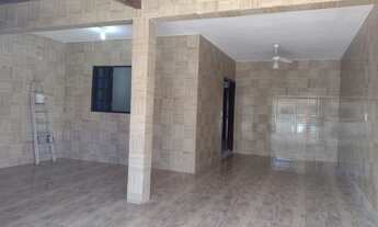 Imagem 2: Vende-se casa grande em ótima localização!