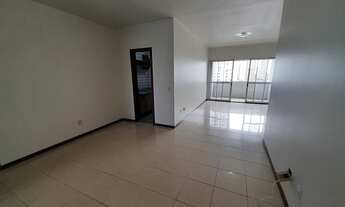 Imagem 5: Ed "Mont Blanc" 130m2, nascente, 9o. andar, 3 suítes. armários, porcelanato, 02