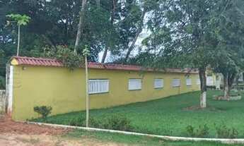 Imagem 5: Vende-se lindo sítio, na pista, em Rio Preto da Eva. Tratar c Alzira pelo tel *