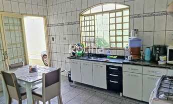 Imagem 5: Casa à venda, 3 quartos, 1 suíte, 4 vagas, Segismundo Pereira - Uberlândia/MG