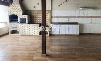 Imagem: Casa à venda, 3 quartos, 1 suíte, 2 vagas