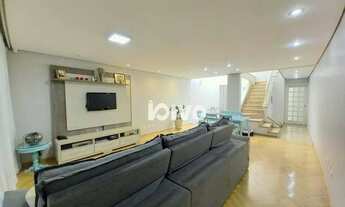 Imagem: Sobrado com 3 quartos e 4 vagas para alugar