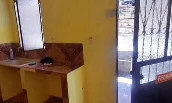 Imagem: Aluga-se Kit Net Ao lado do Pavão Material