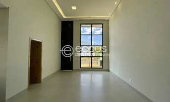 Imagem: Casa em condomínio à venda, 3 quartos