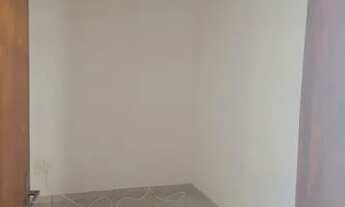 Imagem 7: Edícula para aluguel tem 40 metros quadrados com 2 quartos