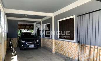 Imagem 6: Casa/sobrado à venda com 5 dormitórios e 4 vagas de garagem, em Porto Alegre no bairro Sa