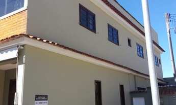 Imagem 3: Sobrado para aluguel com 130 metros quadrados com 3 quartos em Imbetiba - Macaé - RJ