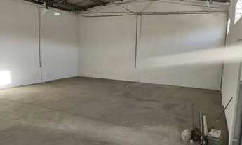 Imagem 3: Galpão perto da Avenida das Torres