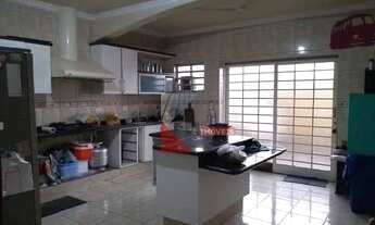 Imagem: Casa com 3 dormitórios à venda, 365 m²