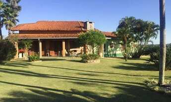 Imagem 2: CASA 4 SUITES,SALA COM TRÊS AMBIENTES,COPA,COZINHA COM ARMÁRIOS,SALA DE TV,LAVABO ,LAVANDE