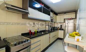 Imagem 5: Apt planta de 3 dormts, mas está com 2 o terceiro fez closet, 64 metros, 1 vaga