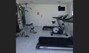 Imagem 7: Ótimo pra morar e perfeito para investir. 2 quartos 1 suíte e 2 vagas soltas e com lazer c