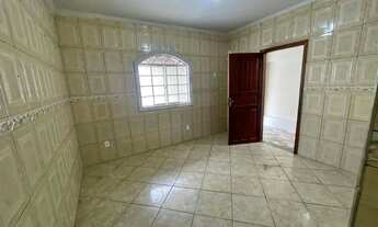 Imagem 4: Casa no Vinhais com área externa em ótima localização