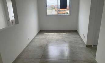 Imagem 2: APARTAMENTO SEMI-NOVO 2 QUARTOS + GARAGEM - RES. ILHA DA PAZ - SITIO CERCADO