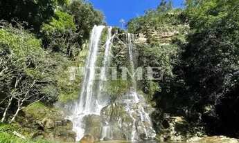 Imagem: Fazenda à Venda com cachoeira, próximo