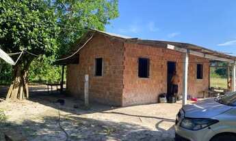 Imagem 2: Sítio com casa de alvenaria BR 174