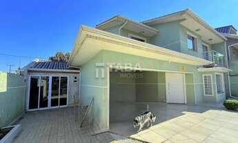 Imagem 2: Sobrado à venda no Bairro Costeira com quarto no térreo São José dos Pinhais/PR