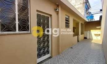 Imagem: Casa de rua - Linear / Residencial / Magalhães