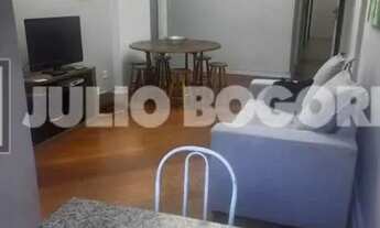 Imagem 2: Apartamento à Venda em Copacabana 2 Quartos frente Vista Livre