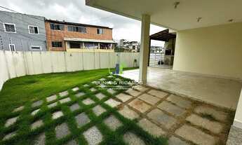 Imagem 2: Casa duplex com 03 quartos e área externa com espaço gourmet