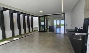 Imagem 2: Casa com 3 suítes e excelente área gourmet e piscina nos Jardins Nápoles