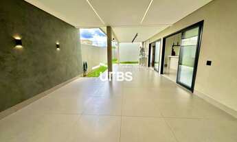 Imagem 2: Casa de condomínio térrea para venda com 180 metros quadrados com 3 quartos