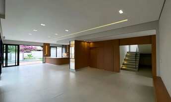 Imagem 3: Vende-se belíssimo sobrado novinho com 3 suítes no Florais Cuiabá em Cuiabá MT