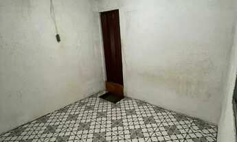 Imagem 4: Casa com três cômodos pequenos pra alugar!!