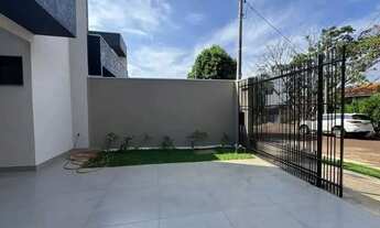 Imagem 3: Casa à venda em Maringá no Conjunto Habitacional Requião com 3 Quartos