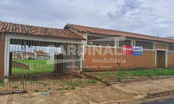 Imagem 3: Terreno amplo com localização espetacular, pronto para empreendimentos