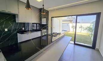 Imagem 6: Casa térrea pronta para morar com 3 suítes no Condomínio Pérolas do Vale em Tremembé-SP