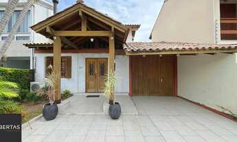 Imagem 2: Casa 3D com 2 suítes e piscina